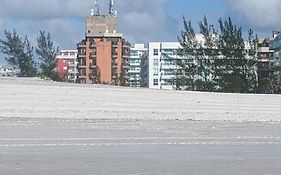 Apartamento charmoso em frente a praia em Cabo Frio